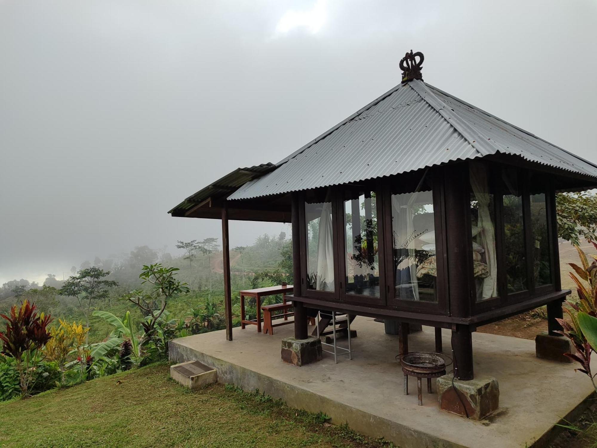 Bugo Camp Glamping & Natural Activity Munduk  Exterior photo